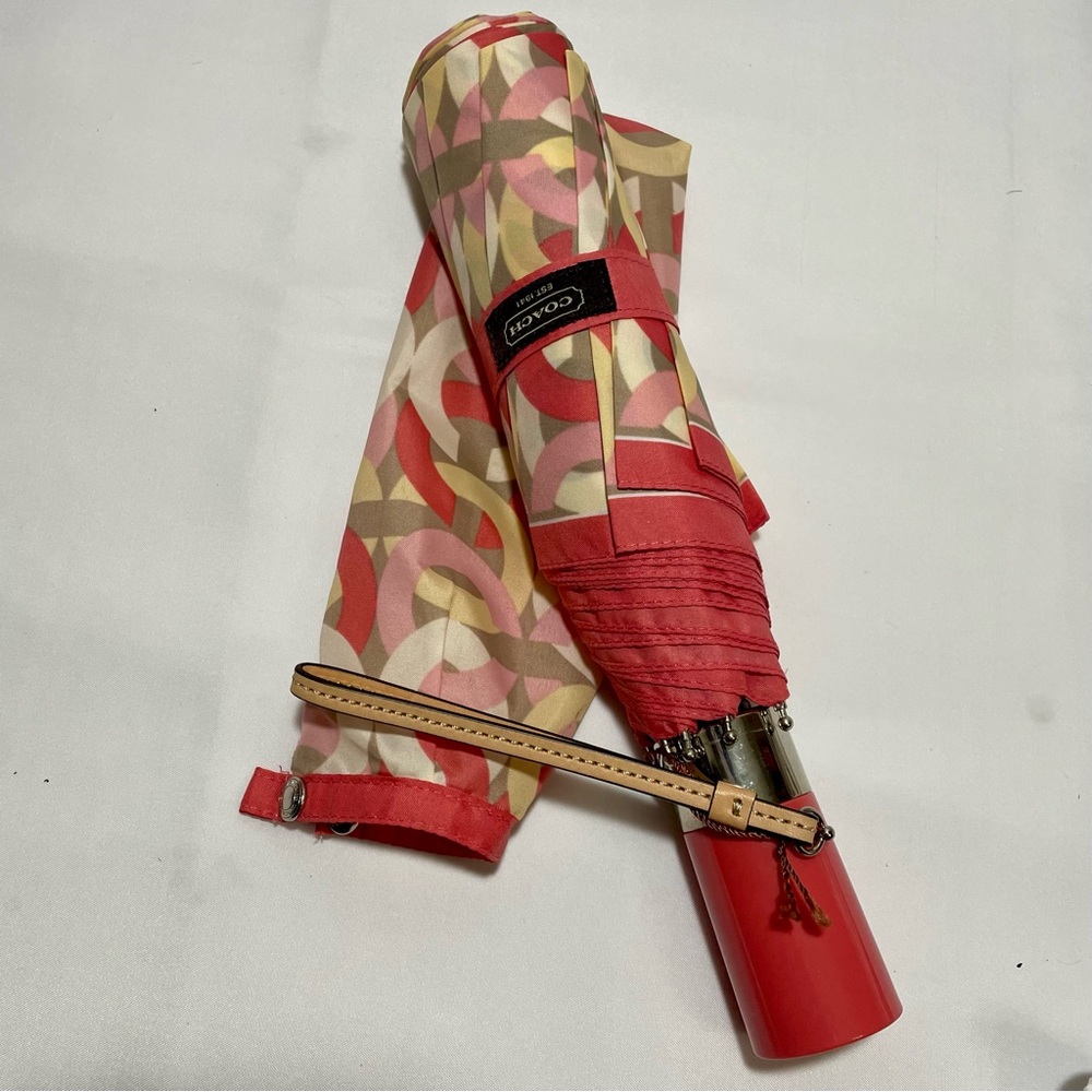 Coach Pink and Yellow Signature “C” Patterned Umbrella, NWOT - Picture 4 of 11